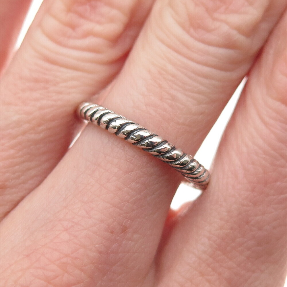 925 Sterling Silver Vintage Ribbed Oxidized Band Ring Size 6.75